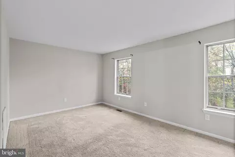 8146 Fenwick Ct, Laurel, MD 20707 photo 17