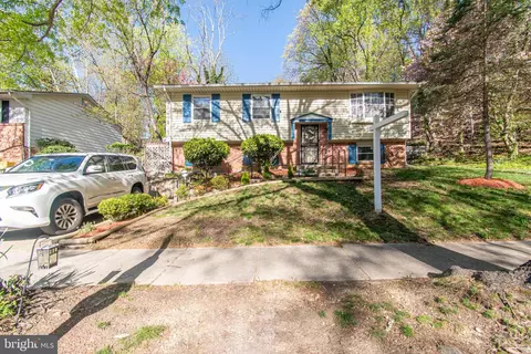 3701 Walnut Ln, Suitland, MD 20746