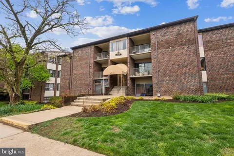 7714 Hanover Pkwy #108, Greenbelt, MD 20770