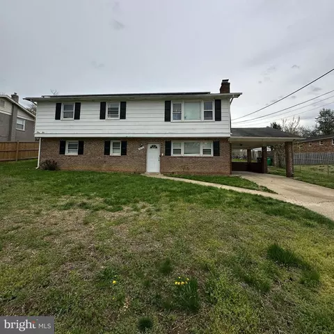 9910 Caltor Ln, Fort Washington, MD 20744
