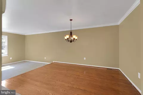 7102 Forbes Blvd, Lanham, MD 20706 photo 9