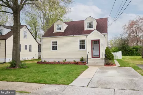 9704 52nd Ave, College Park, MD 20740
