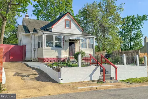 Exterior - 5703 Eagle St, Capitol Heights, MD 20743 photo 1 of 3