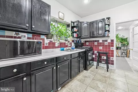 Kitchen - 5703 Eagle St, Capitol Heights, MD 20743 photo 2 of 2