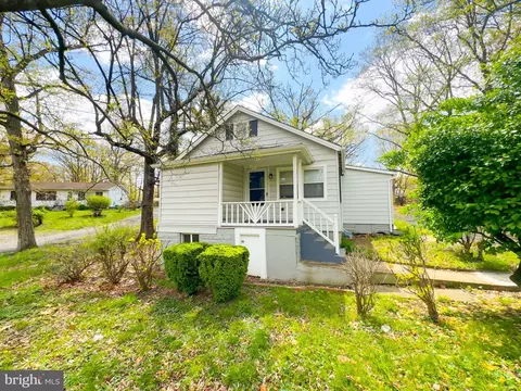 9121 Washington Ave, Marlboro, MD 20774