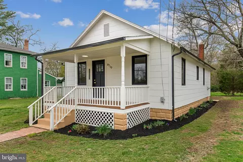 8710 Maple Ave, Bowie, MD 20720 photo 2