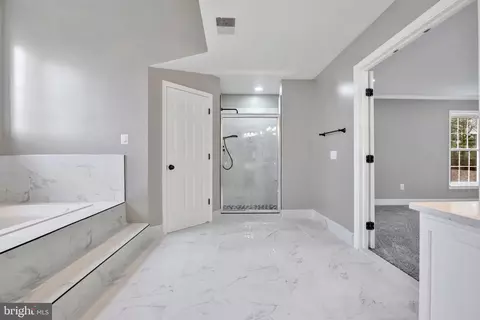 Entry Way - 6310 Rory Ct, Lanham, MD 20706 photo 14 of 14