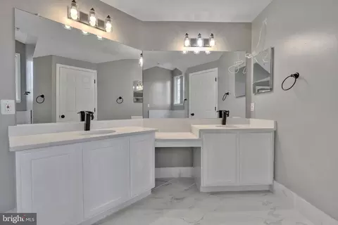 Bath - 6310 Rory Ct, Lanham, MD 20706 photo 10 of 10