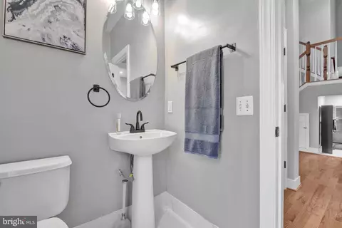 Entry Way - 6310 Rory Ct, Lanham, MD 20706 photo 10 of 14