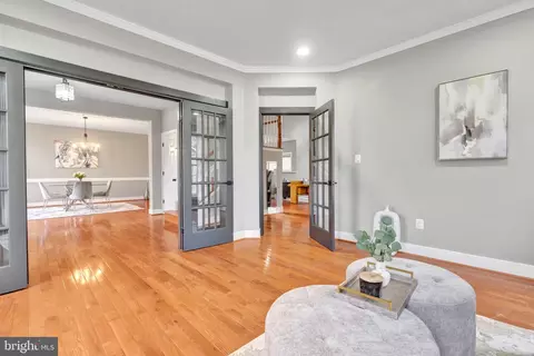 Entry Way - 6310 Rory Ct, Lanham, MD 20706 photo 6 of 14