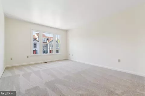 Living - 9435 Trevino Ter #78, Laurel, MD 20708 photo 8 of 9