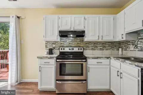 Kitchen - 7690 E Arbory Ct #245, Laurel, MD 20707 photo 3 of 3