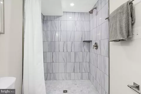 8303 Navahoe Dr, Silver Spring, MD 20903 photo 32