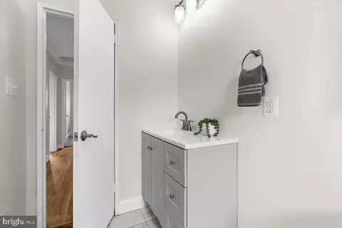 8303 Navahoe Dr, Silver Spring, MD 20903 photo 16