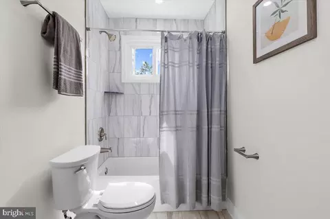 8303 Navahoe Dr, Silver Spring, MD 20903 photo 15
