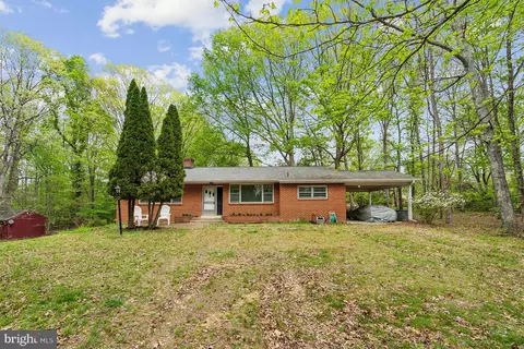 1617 Accokeek Rd W, Accokeek, MD 20607