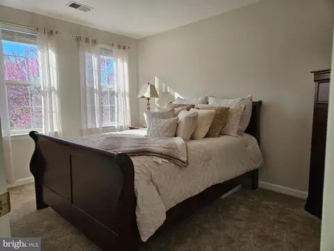 Bedroom - 15100 Dunleigh Dr, Bowie, MD 20721 photo 2 of 7