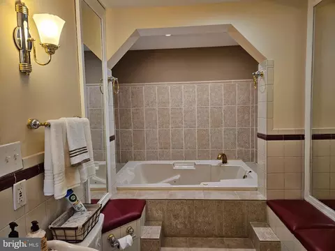 Bath - 15100 Dunleigh Dr, Bowie, MD 20721 photo 2 of 4