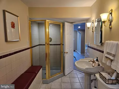 Bath - 15100 Dunleigh Dr, Bowie, MD 20721 photo 3 of 4