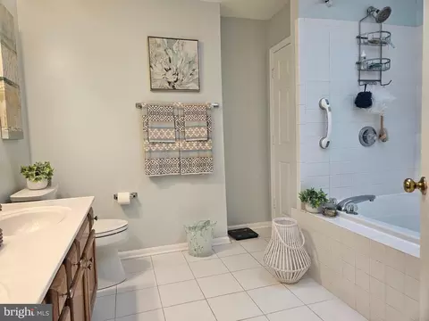 Bath - 15100 Dunleigh Dr, Bowie, MD 20721 photo 4 of 4