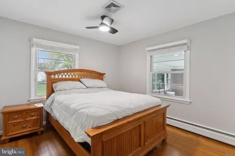 16111 Julie Ln, Laurel, MD 20707 photo 18
