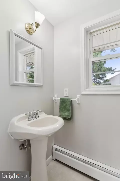 16111 Julie Ln, Laurel, MD 20707 photo 28