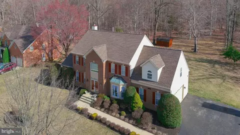 8910 Doris Dr, Fort Washington, MD 20744