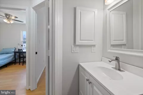 Entry Way - 2934 Buckthorn, Lanham, MD 20706 photo 3 of 4