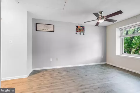 Living - 7329 Split Rail Ln, Laurel, MD 20707 photo 3 of 3