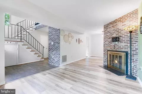Entry Way - 7329 Split Rail Ln, Laurel, MD 20707 photo 2 of 5