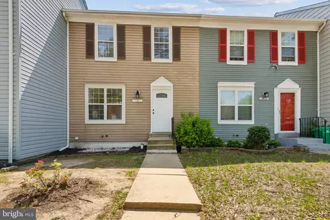 795 Saint Michaels Dr, Bowie, MD 20721