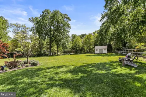 Exterior - 6805 Orem Dr, Laurel, MD 20707 photo 5 of 9