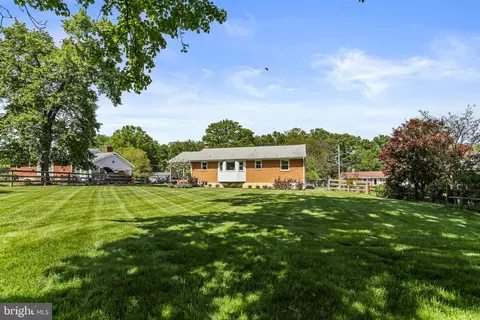 Exterior - 6805 Orem Dr, Laurel, MD 20707 photo 3 of 9
