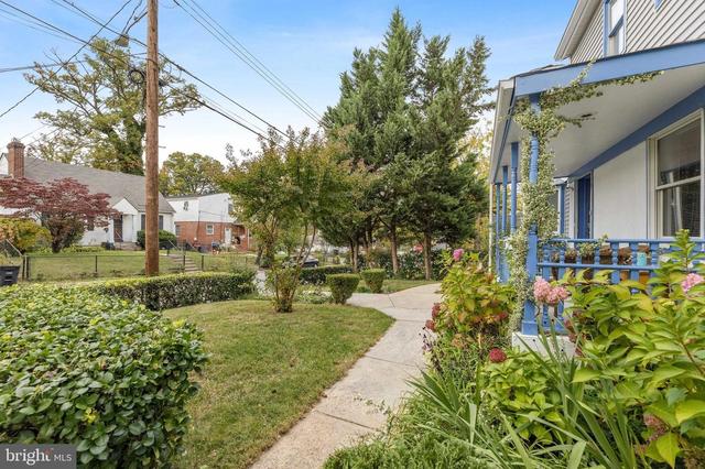 Springdale, MD Homes with 7+ Beds For Sale - Movoto