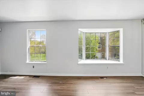 Living - 7020 Storch Ln, Lanham, MD 20706 photo 4 of 4
