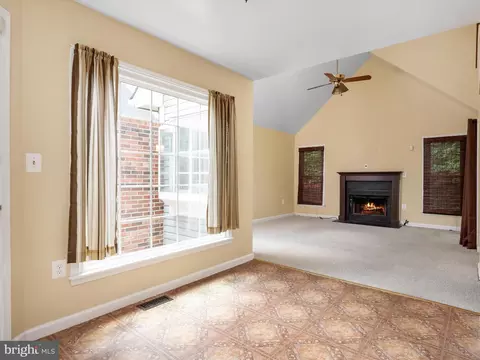 Living - 14226 Greenview Dr, Laurel, MD 20708 photo 8 of 9