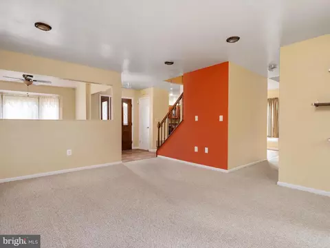 Living - 14226 Greenview Dr, Laurel, MD 20708 photo 4 of 9