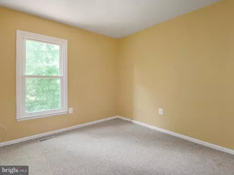 Bedroom - 14226 Greenview Dr, Laurel, MD 20708 photo 2 of 5