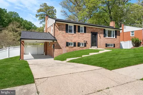 9113 Greenfield Ln, Clinton, MD 20735
