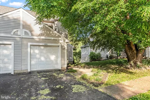 4658 Winterberry Ln, Oxon Hill, MD 20745