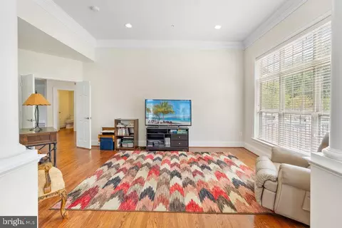 Living - 13405 Frontgate Dr, Marlboro, MD 20774 photo 1 of 9