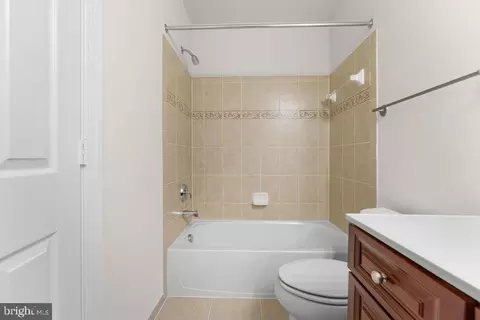 Bath - 13405 Frontgate Dr, Marlboro, MD 20774 photo 5 of 5