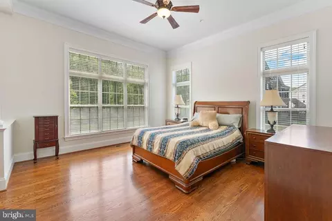 Bedroom - 13405 Frontgate Dr, Marlboro, MD 20774 photo 2 of 7