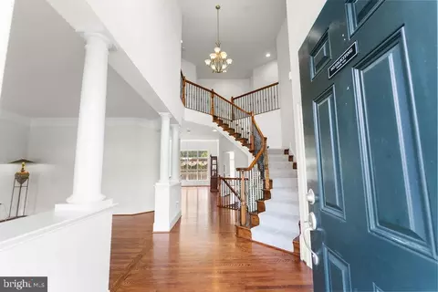 Entry Way - 13405 Frontgate Dr, Marlboro, MD 20774 photo 3 of 6