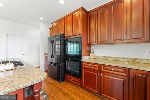 Kitchen - 13405 Frontgate Dr, Marlboro, MD 20774 photo 3 of 5