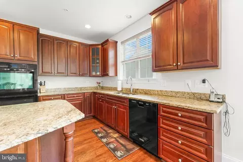 Kitchen - 13405 Frontgate Dr, Marlboro, MD 20774 photo 2 of 5