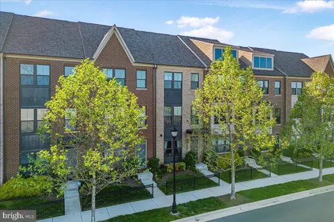 6408 47th St, Riverdale, MD 20737 photo 1