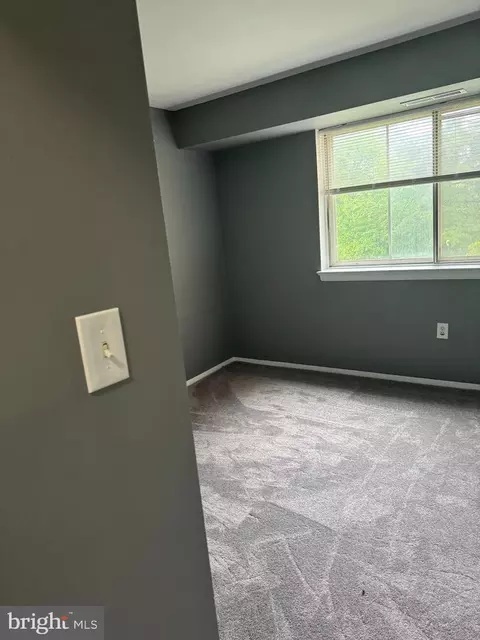 11316 Cherry Hill Rd #203, Beltsville, MD 20705