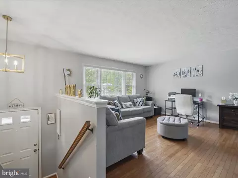 Entry Way - 12012 Birchview Dr, Clinton, MD 20735 photo 1 of 2