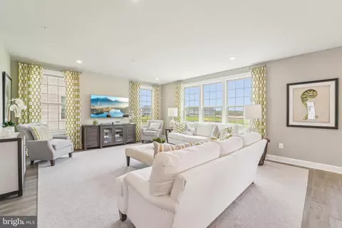 Other - 6503 Clubhouse Dr, Laurel, MD 20708 photo 2 of 18